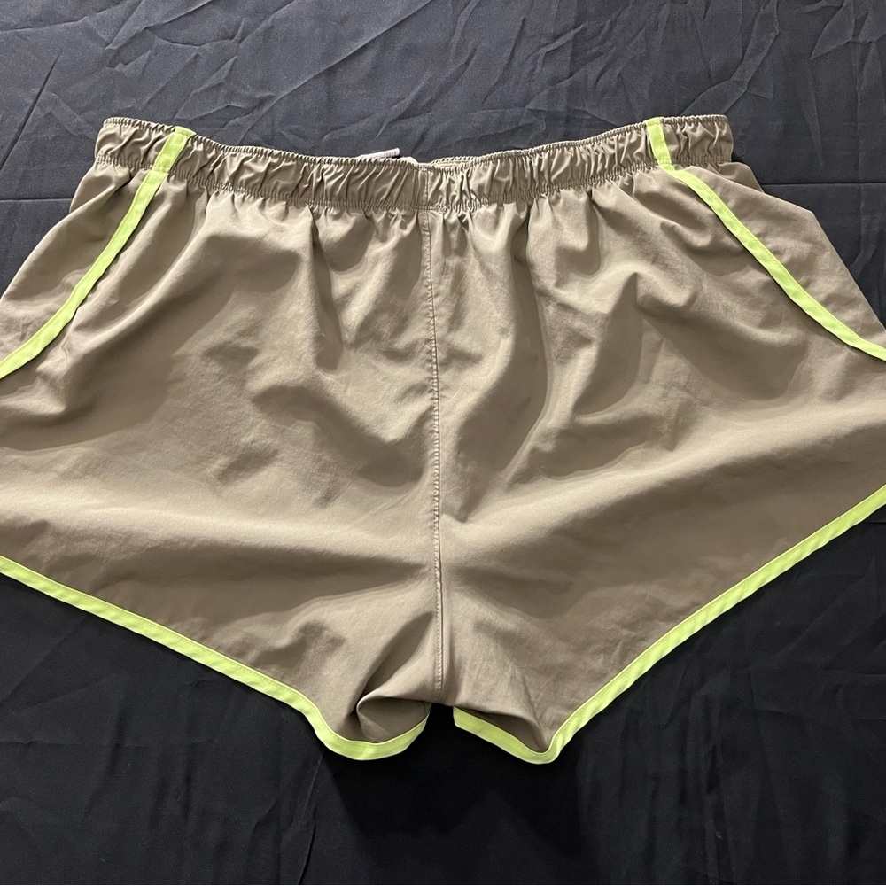New Balance Olive Green Shorts - Picture 2 of 3